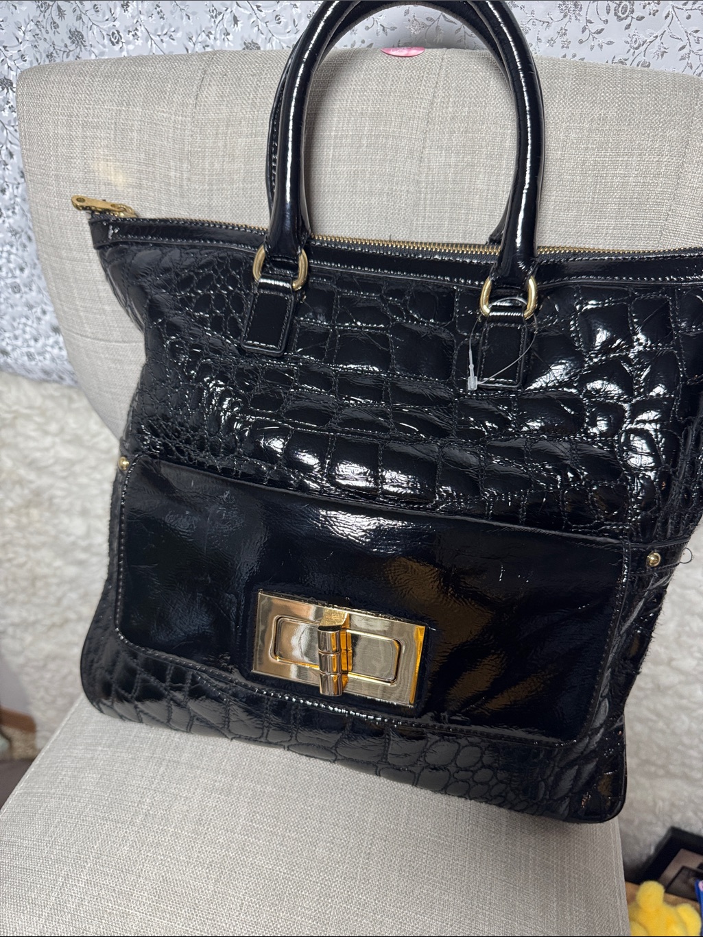 Simply Vera Vera Wang Black Croc-Embossed Patent Leather Tote With Gold Hardware